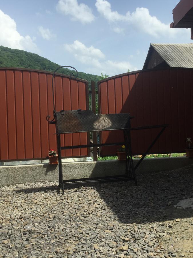 U Maksa Solochin Exterior foto