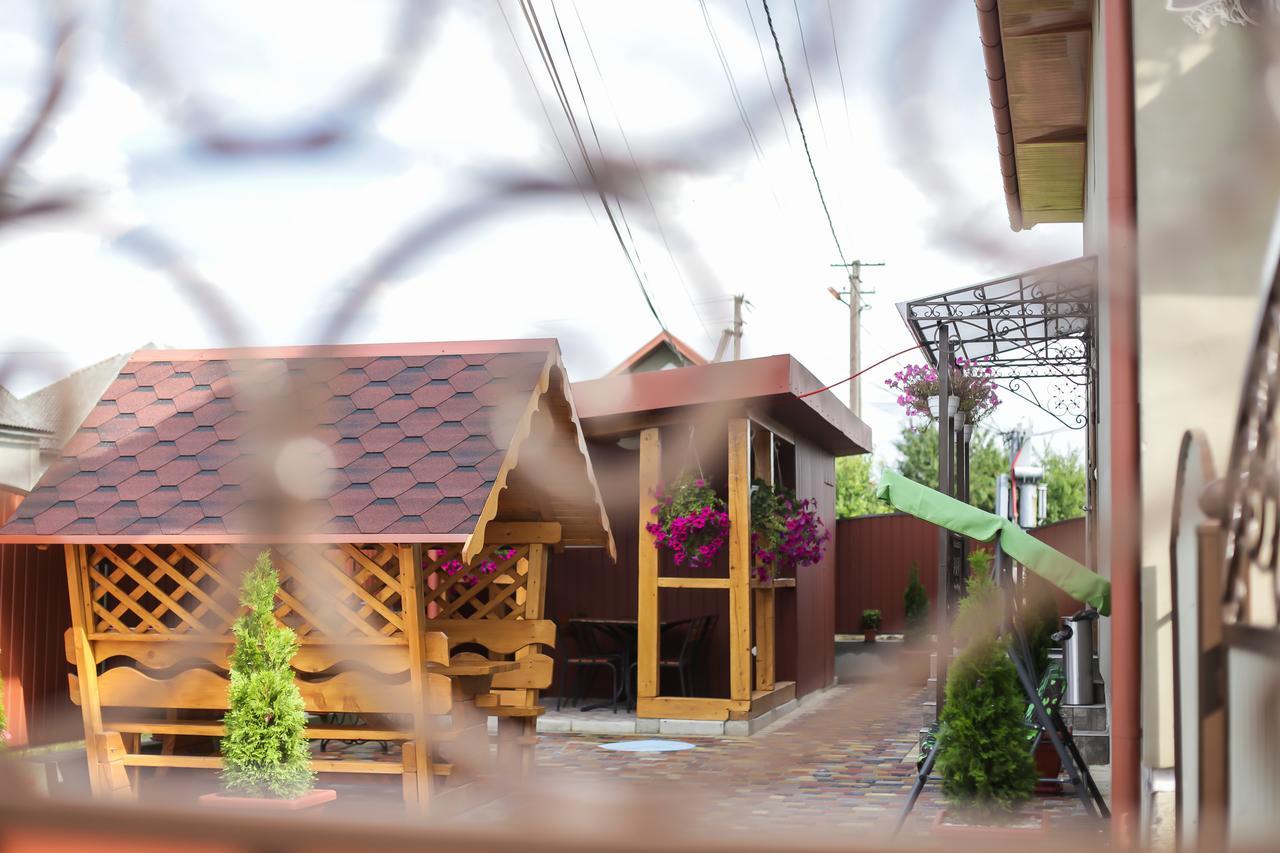 U Maksa Solochin Exterior foto
