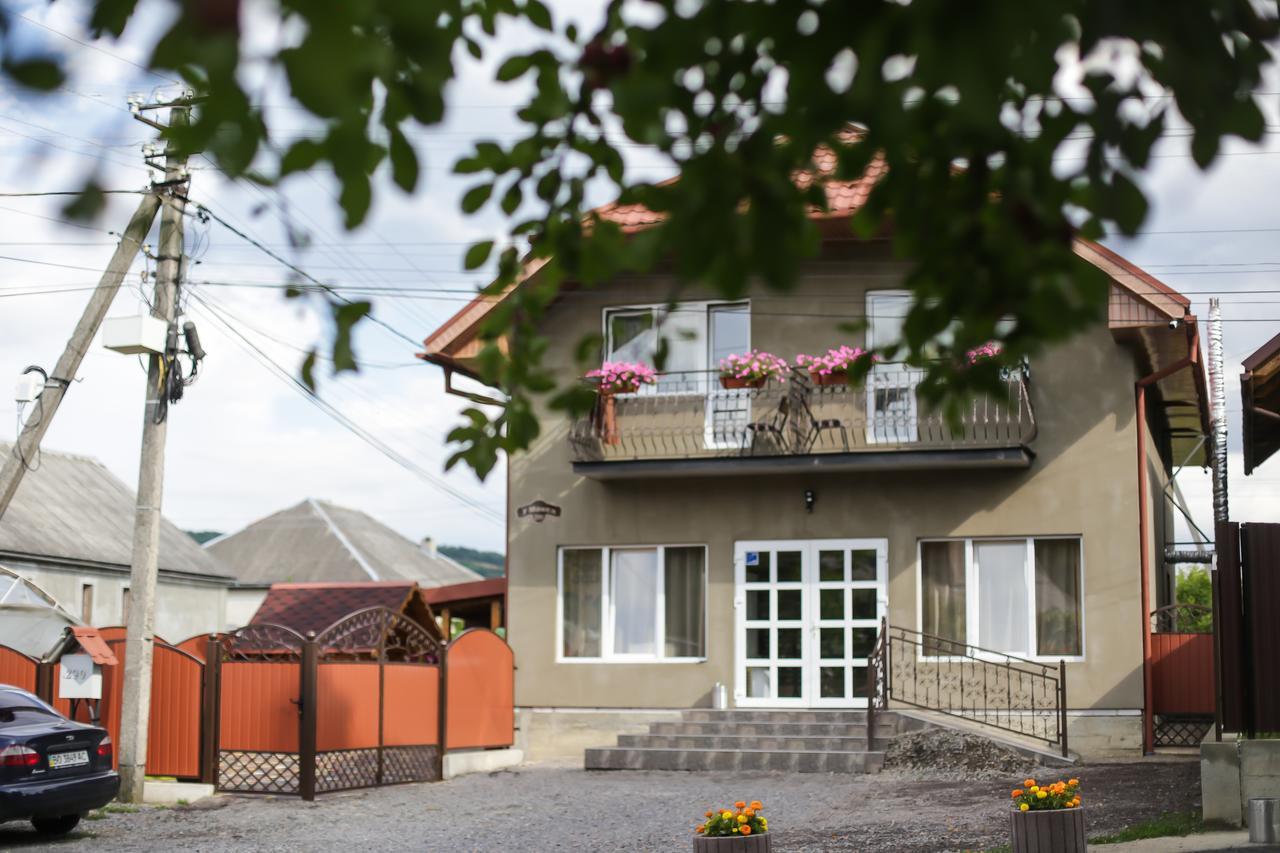 U Maksa Solochin Exterior foto